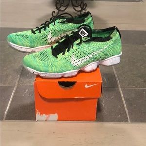 Nike Flyknit Zoom Agility